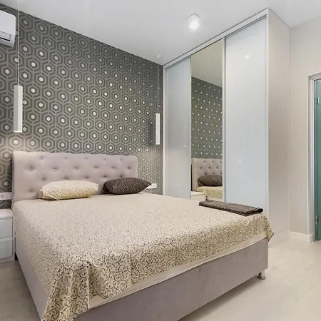 44 Pearl 1-bedroom Panoramic Sea View