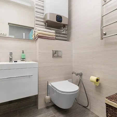 44 Pearl 1-bedroom Panoramic Sea View