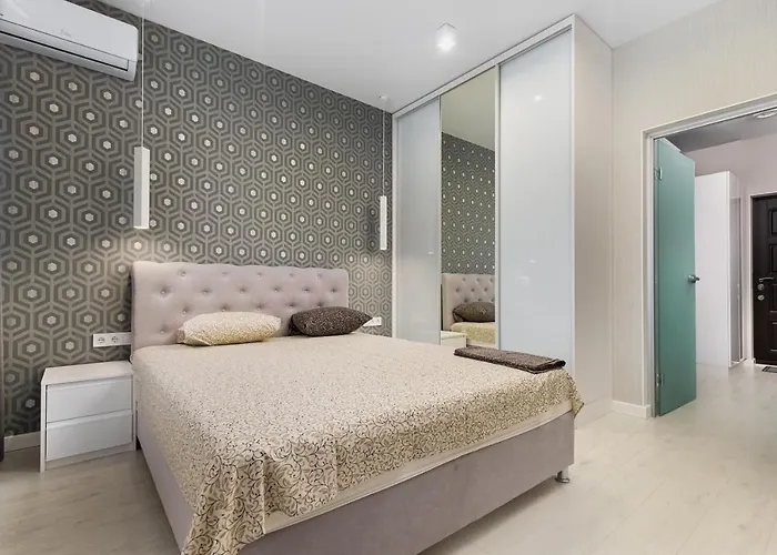 44 Pearl 1-bedroom Panoramic Sea View